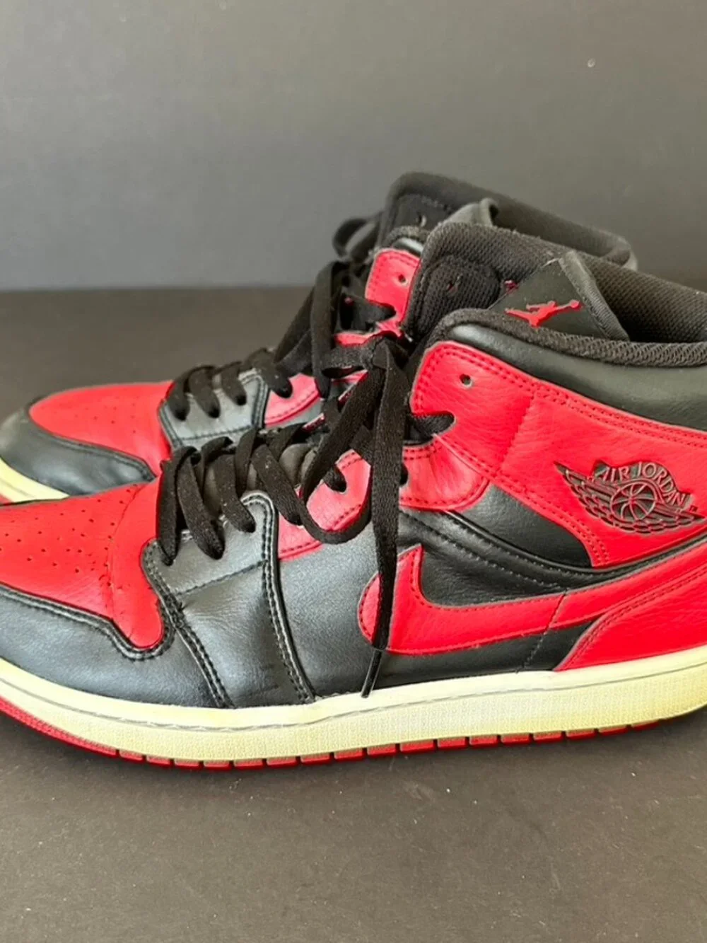 Jordan 1 Retro Black Red Sneakers Size 11